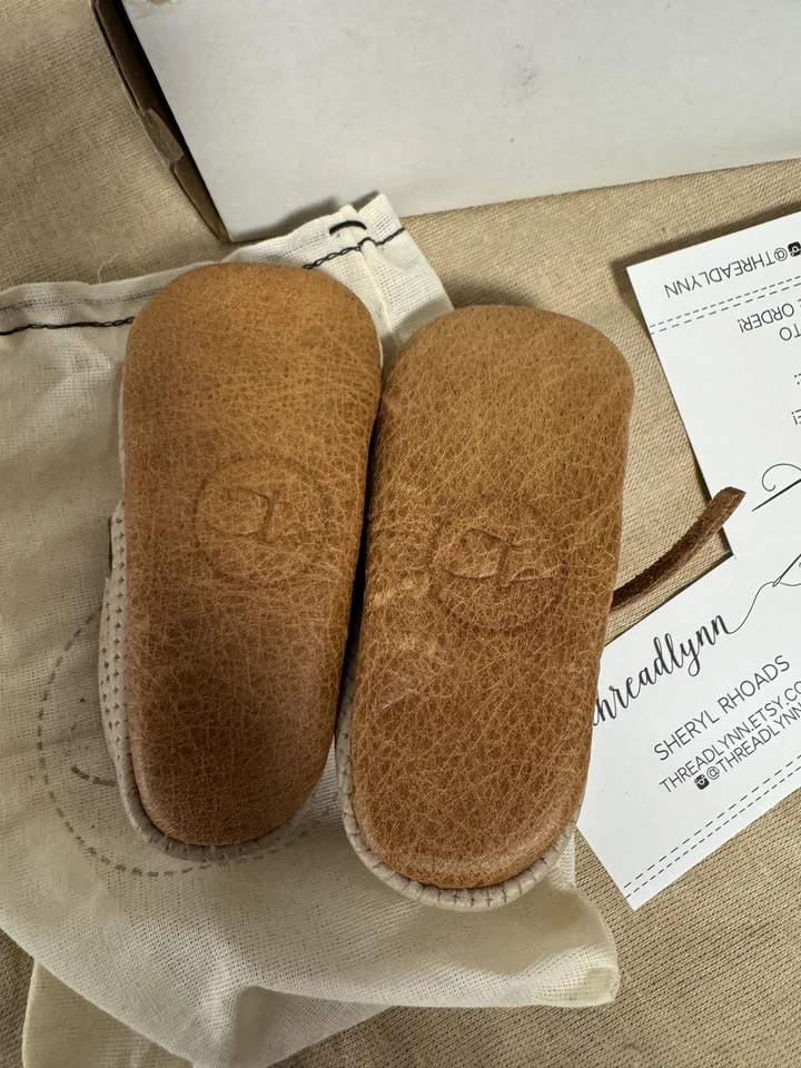 Threadlynn Baby Shoes Size 2 Moccasins Soft Sole Leather Newborn Infant Toddler - Image 4 of 4