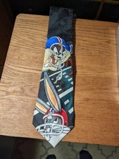 Vtg. Looney Tunes Mens Tie Mania Football Theme Bugs Bunny Taz Black Background