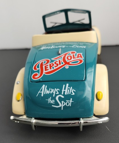 Pepsi 1940 Ford Die Cast Convertable Bank Turquoise - Picture 9 of 13