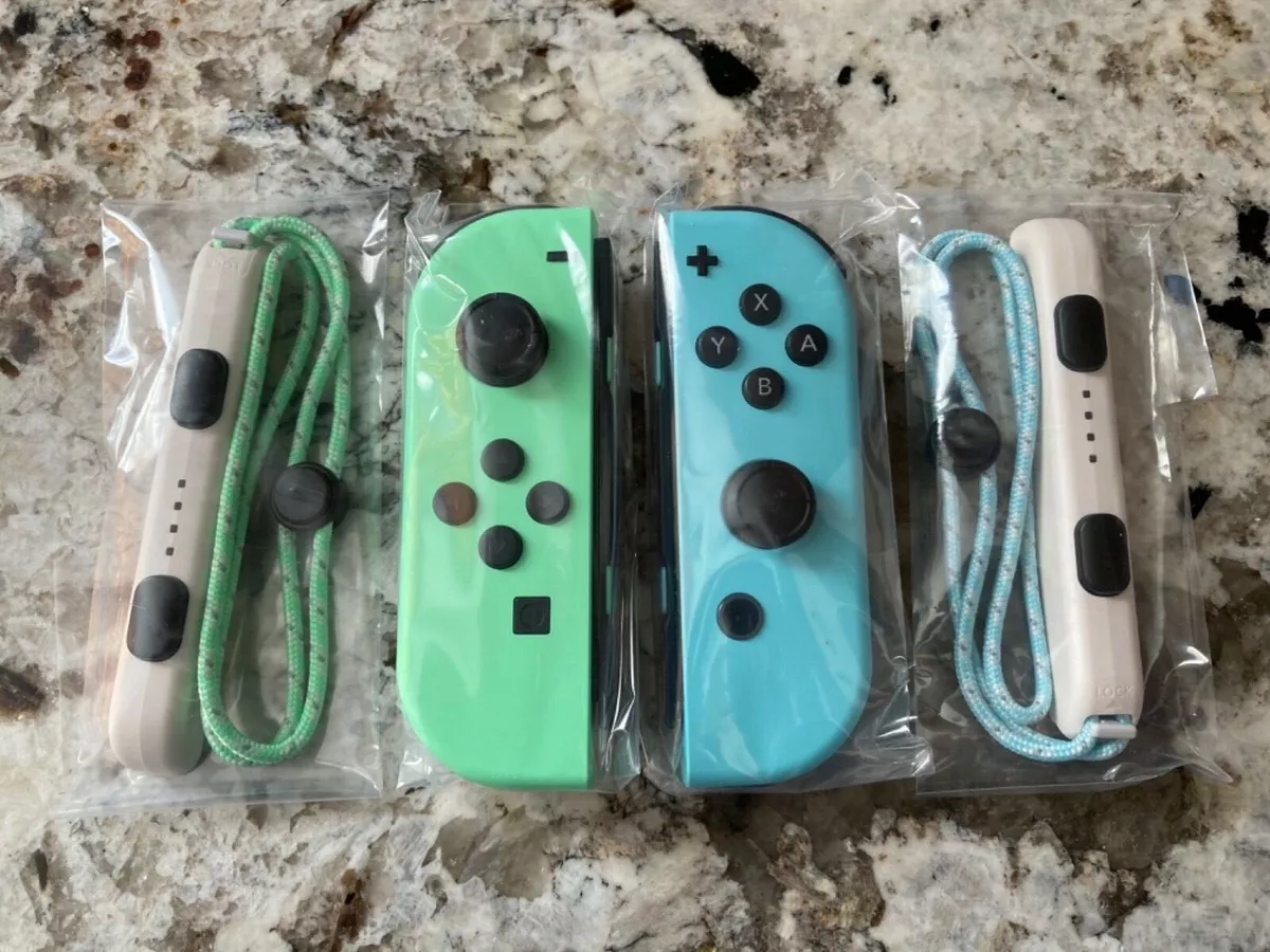 Genuine Nintendo Switch Animal Crossing Joy Con Set Controllers Left Right NEW