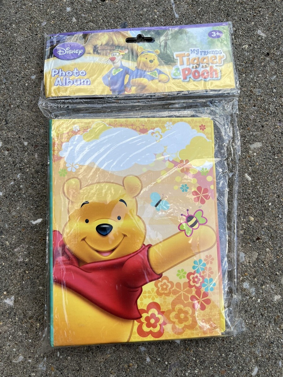 Winnie The Pooh フォトアルバム Amazon.com : Disney Winnie The Pooh Photo Album with Soft
