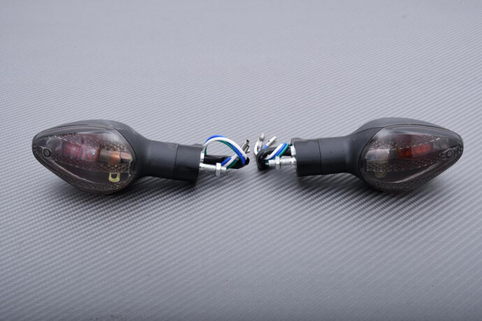 Clignotants avant fumés noirs pour CBR 600 RR 2003-2004 à LED haute visibilité PC37