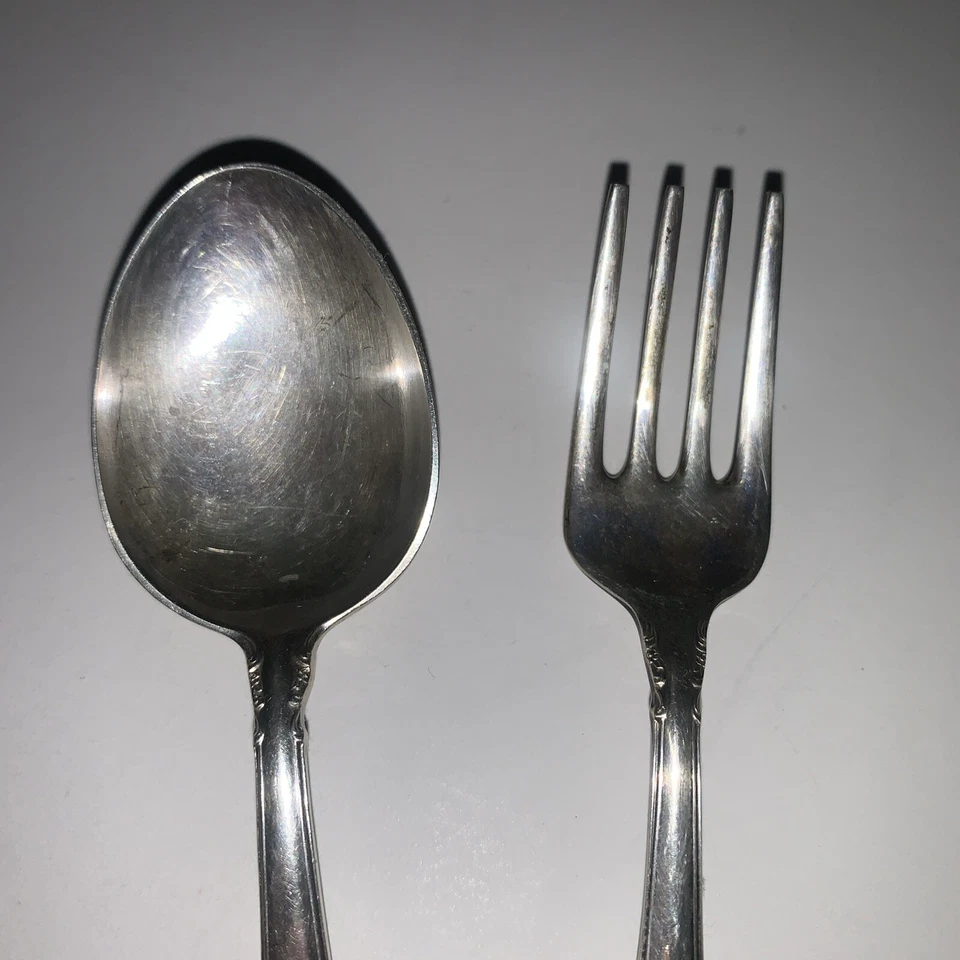 Minicuchara tenedor de plata esterlina victoriana Lunt cubiertos x2 cubiertos Silverwear 37 g Foto 2 de 4