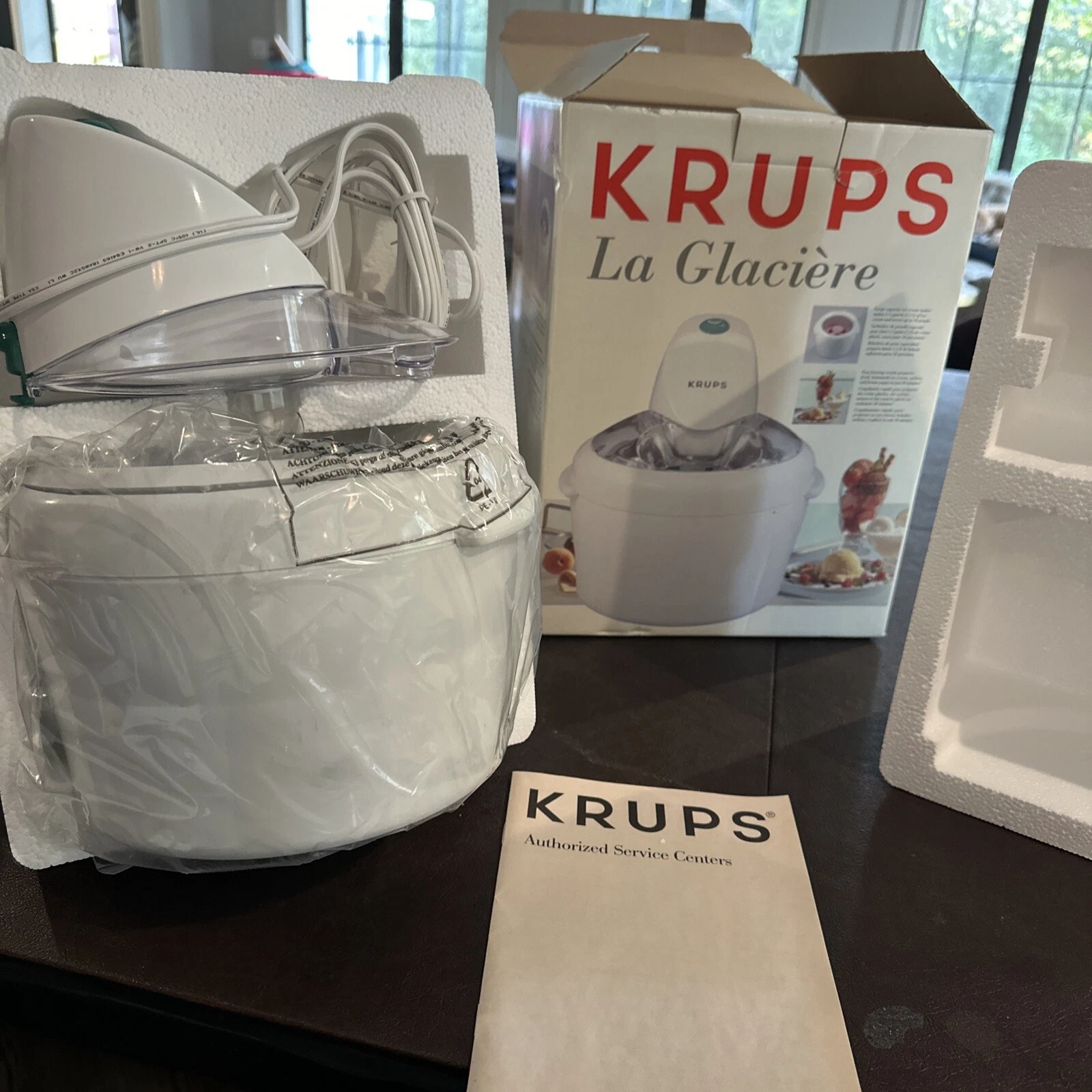 Krups La Glaciere Ice Cream Sorbet Maker Model 358 White Open Box