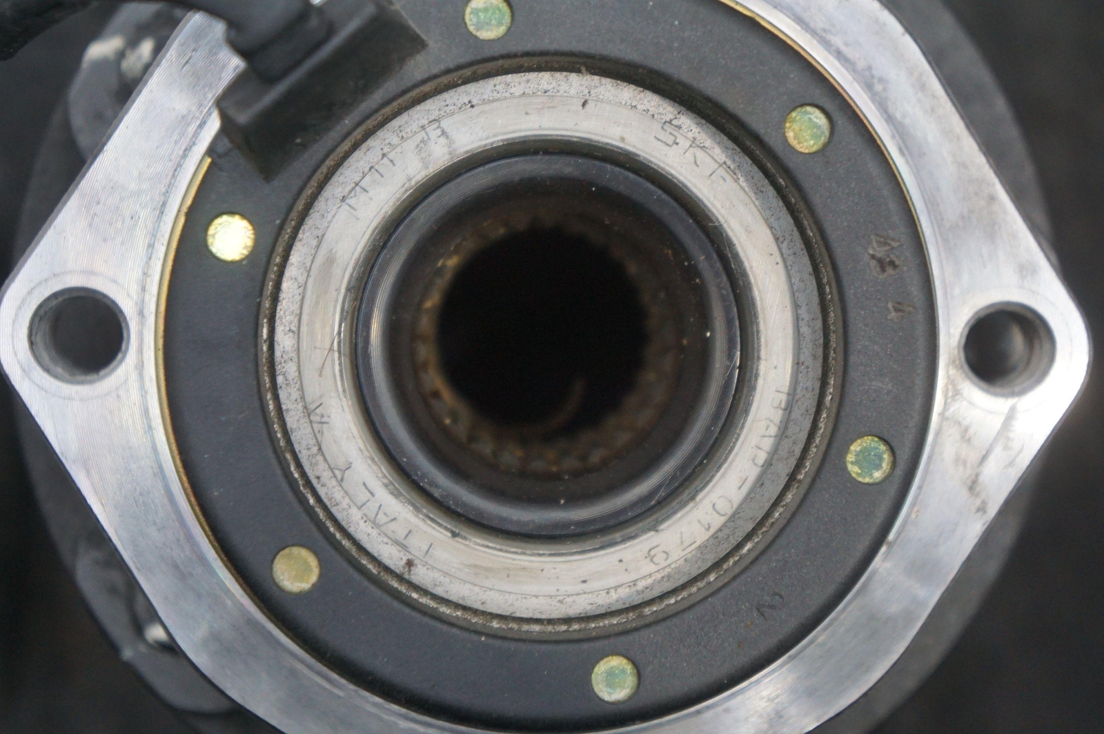 Left Center Lock Wheel Hub Bearing Conversion 220562 Ferrari F430 Challenge 2006