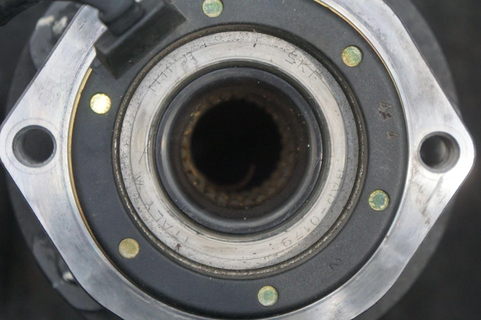 Conversión de cojinete de cubo de rueda de bloqueo central izquierdo 220562 Ferrari F430 Challenge 2006 Foto 2 de 4