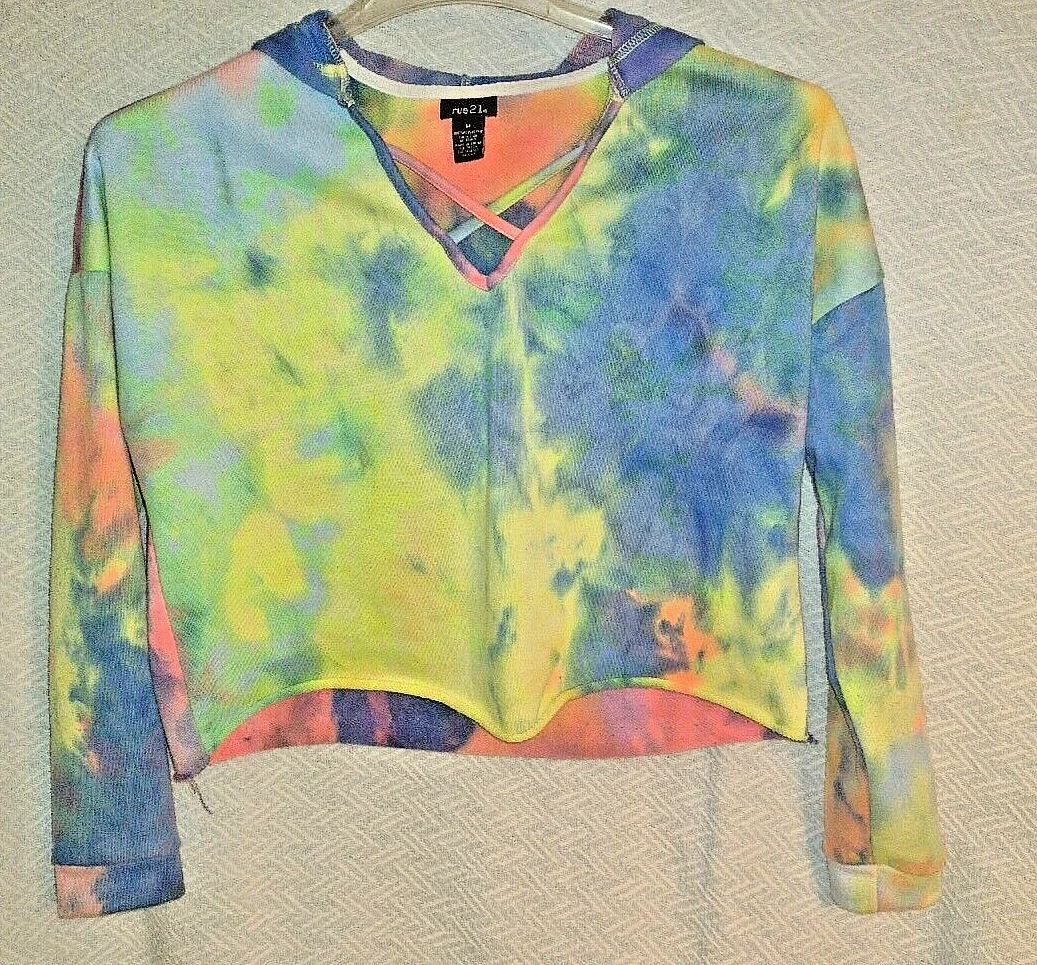 Rue 21 Women s Pastel Tie Dye Crop Top Sweatshirt Hoodie Size M eBay