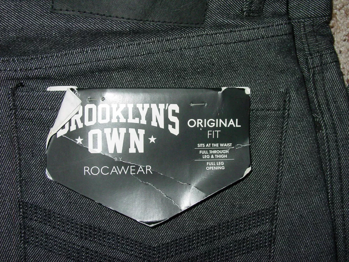 Pantalones de mezclilla para hombre Brooklyn s propios de Rocawear negros de ajuste original Talla 30x32 Nuevo con etiquetas