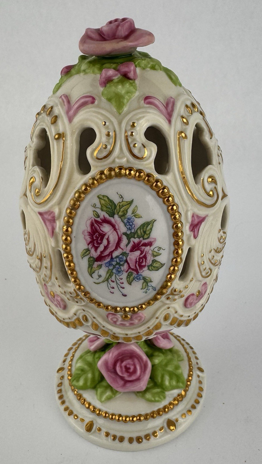 Franklin Mint Porcelain Victoria Rose Garden Collector Egg A2697 Porcelain