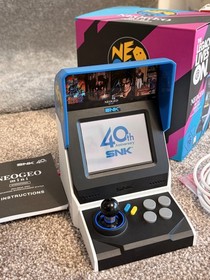 NEO GEO MINI SNK 40th ANNIVERSARY CONSOLE with OFFICIAL X PAD ALL BOXED 40 GAMES
