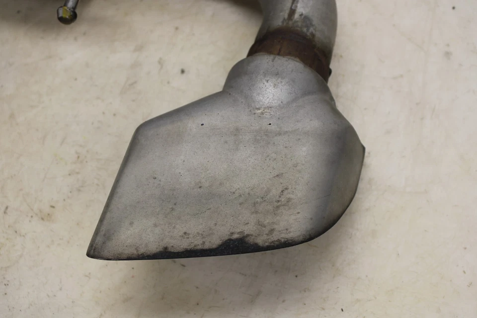 Silenciador de escape Saturn Sky Red Line 2007-2010 2,0 l OEM **CORTE** MO123 Foto 2 de 4