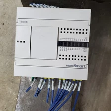 IDEC FC4A-C24R2C MicroSmart Controller