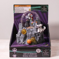 Nightmare Before Christmas Jack Sally Musical Wind Up Light Up Water Snow Globe