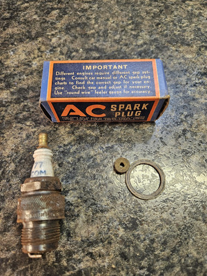 Vintage NOS AC Spark Plug 77 COM IOB (Lot 336)