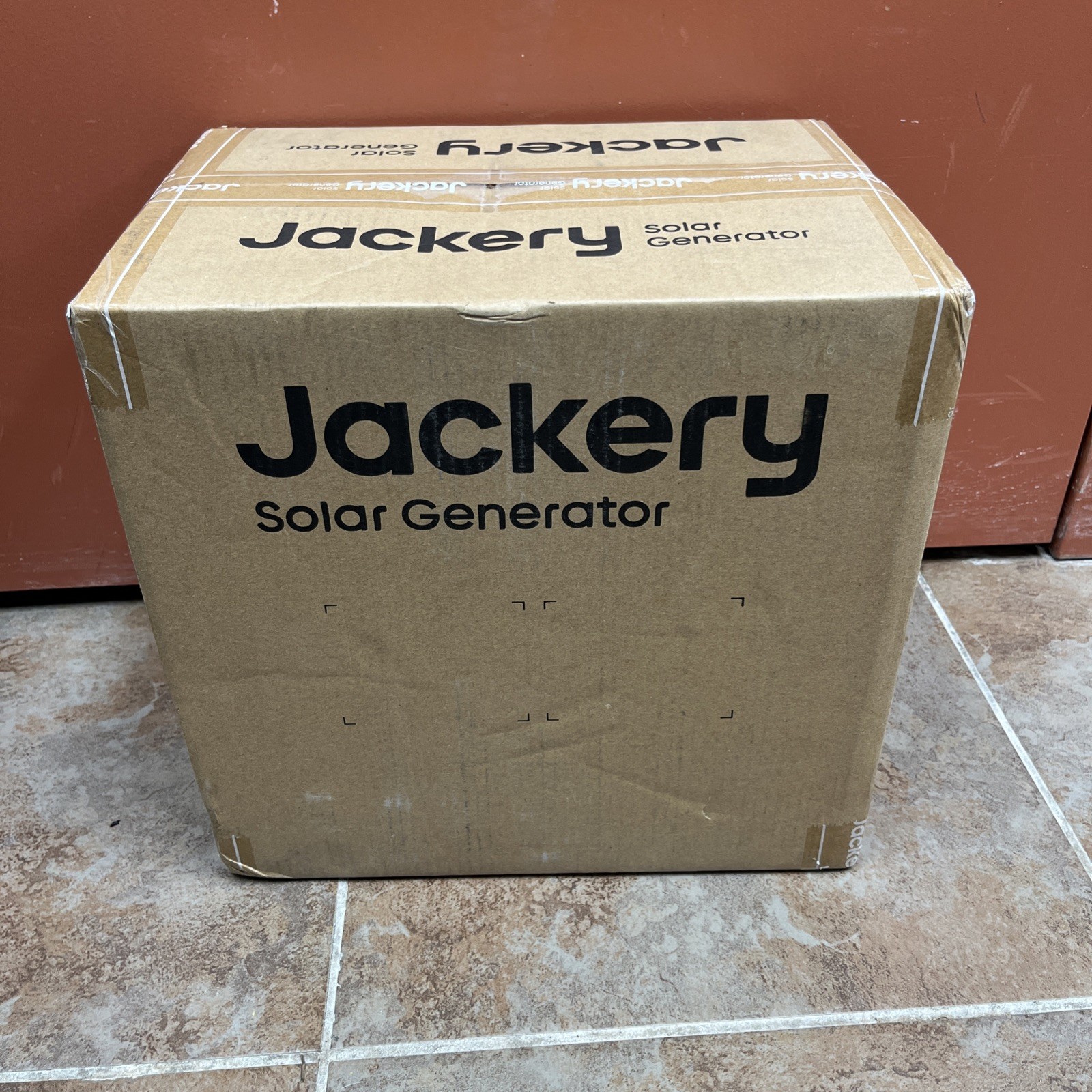 Jackery Explorer 1000 v2 Portable Power Station 1070Wh 1500W Solar Generator