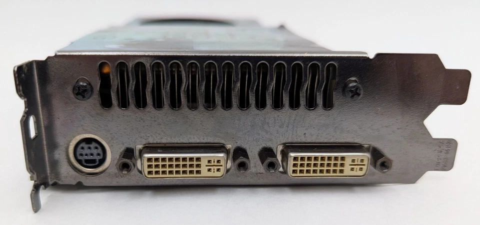 EVGA GeForce 8800 GTS (G92) 512MB 256-bit GDDR3 Graphics Card GPU 512-P3-N841-AR - Image 4 of 4