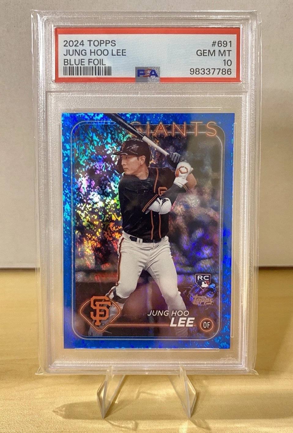 2024 Topps Series 2 - Jung-Hoo Lee #691 Blue Foil /999 (RC) PSA 10