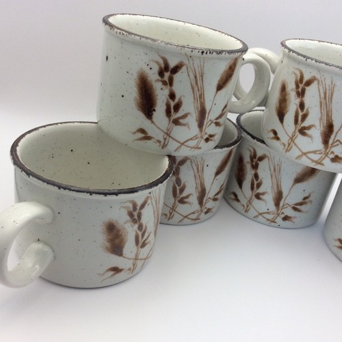 6 Vintage Midwinter Stone Henge Wild Oats Cup and Saucers - Picture 4 of 12