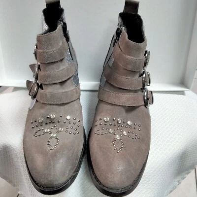 Bottines chic en cuir gris taille 37 marque " Coco & Abricot " strass , clous - Photo 1/4