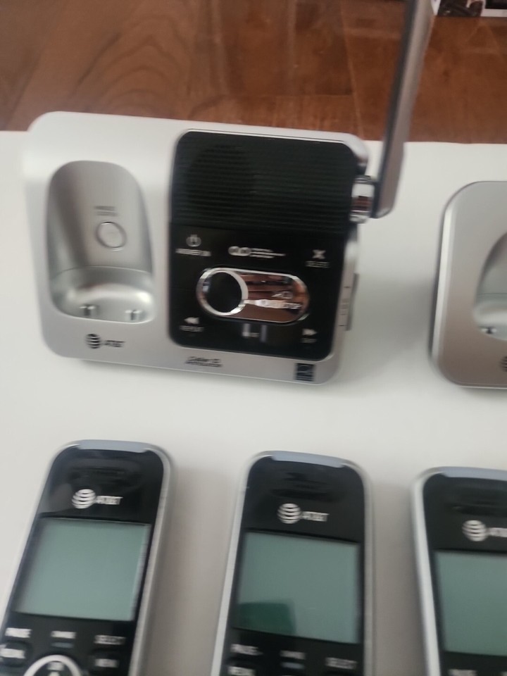 AT&T BL10223 REPLACEMENT Handset Cordless Phone No Battery No Power