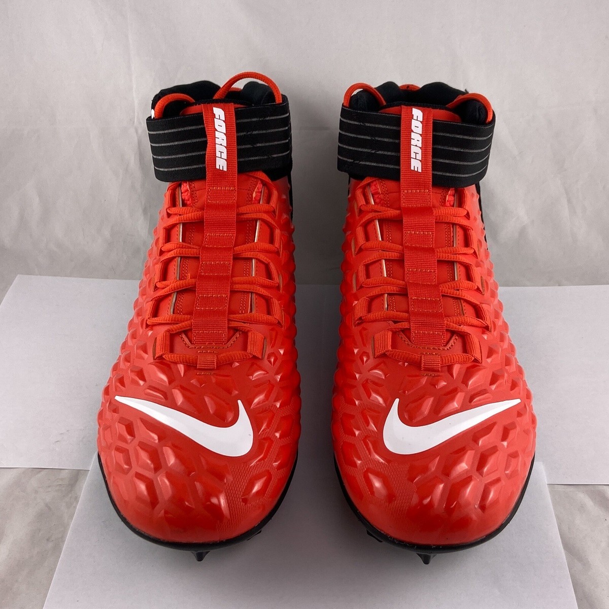 Nike Football Cleats Mens 18 Orange Force Savage Pro TD 2 Mid