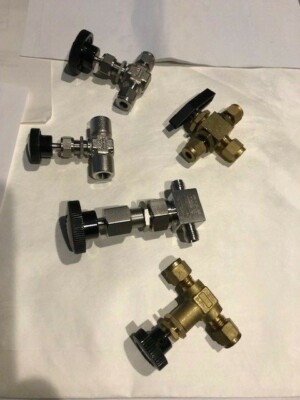 Set of 5 Swagelok Flow valves