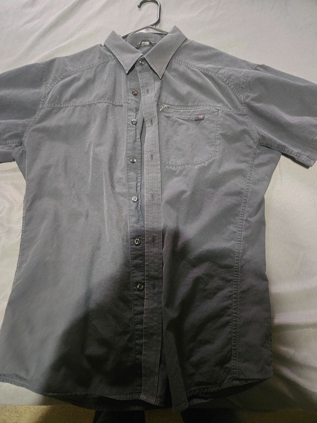 ArcTeryx men's medium short sleeve button-up hiking shirt  