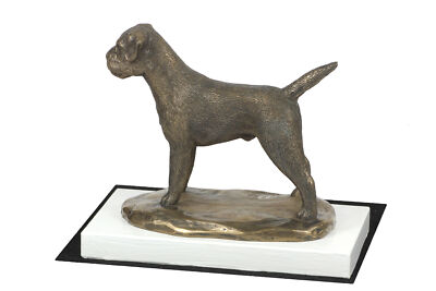 Border Terrier Statuette auf weißem Holz Art-Dog