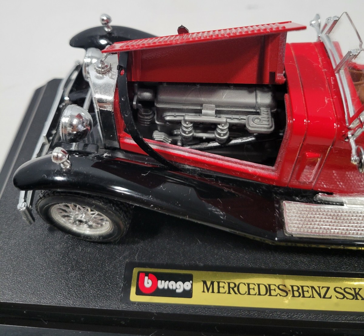 Mercedes-Benz SSK 1928 BBURAGO Special Collection RED 1:18