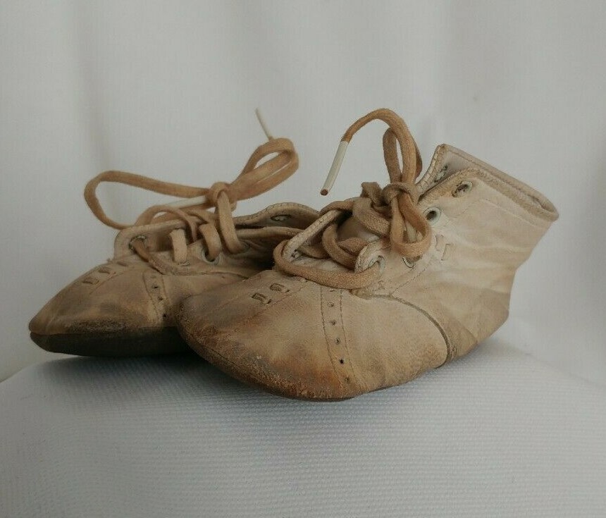Antique White Leather Baby Shoes soft booties - Gem