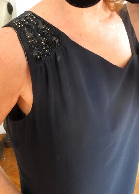 Robe 123 1.2.3 40 marine une épaule avec cabochons l'autre galon noir - Photo 1/4