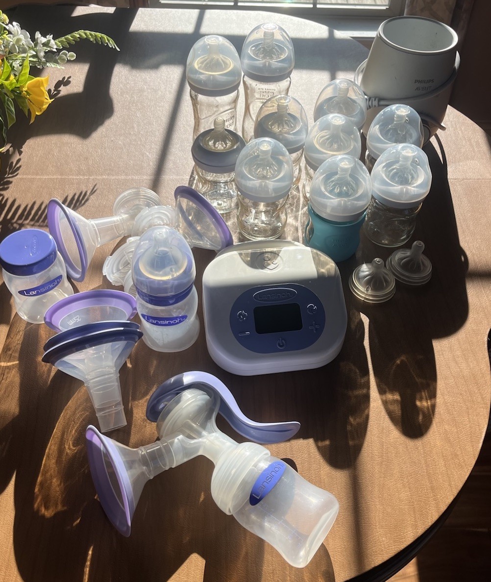Breastfeeding Supply Lot. Avent Glass Bottles, Lansinoh 2.0,