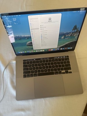 Excellent! Apple MacBook Pro 16-inch 32GB Ram 2TB SSD   Space Gray   MacOS Tahoe
