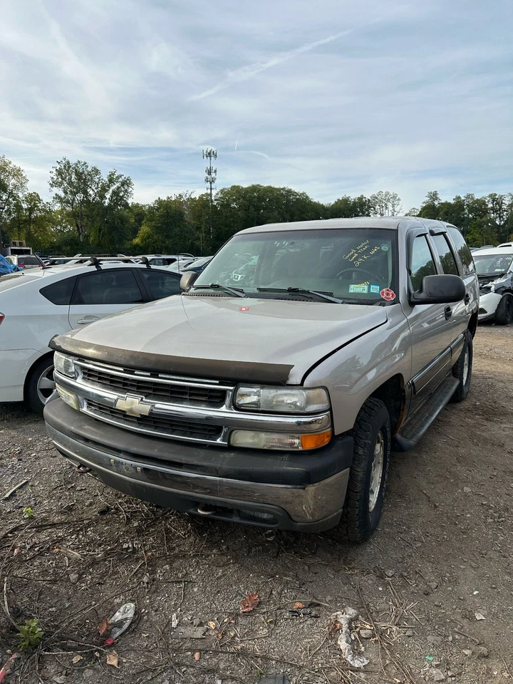 Used Right Tail Light Assembly fits: 2004 Chevrolet Tahoe Right Grade A - Image 3 of 4