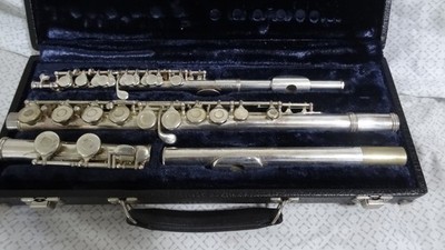 Gemeinhardt Piccolo 4SP , Gemeinhart 2SP flute, double case, single case $ 600