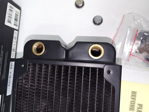 Thermaltake CL-W191-CU00BL-A Pacific CL360 64mm thick Radiator - Picture 11 of 12