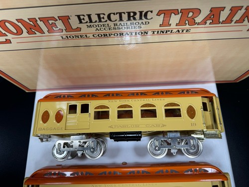 Lionel by MTH 11-40057 Std Gauge tinplate cream & orange passenger 3-car set LN - Picture 2 of 13