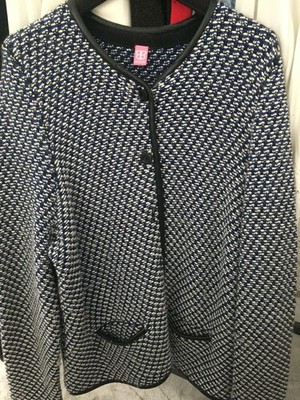 Beige-Marineblaue, wärmere Strickjacke von Basler Gr. 46 mit Lederbandeinfassung