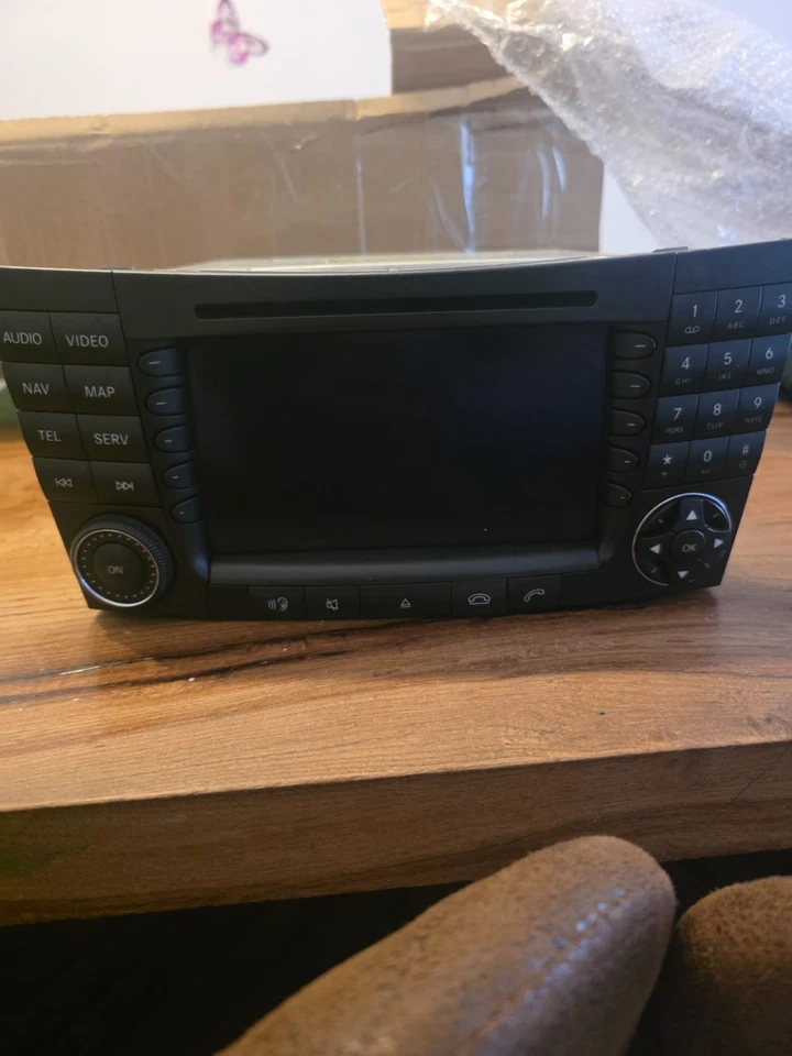 radio gps mercedes A 211 870 47 89 - Imagen 1 de 3