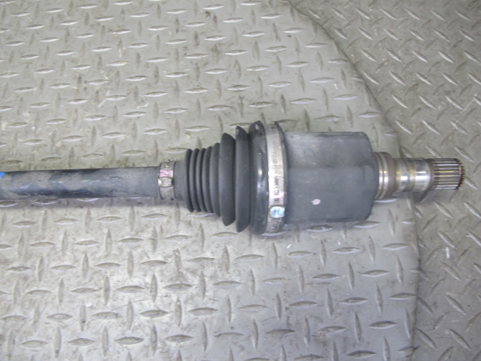 2017-2020 MASERATI LEVANTE M161 3.0L AWD FRONT RIGHT SIDE SUSPENSION AXLE SHAFT