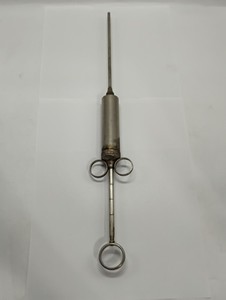 Vintage Antique 3 Ring 13" Veterinary Syringe