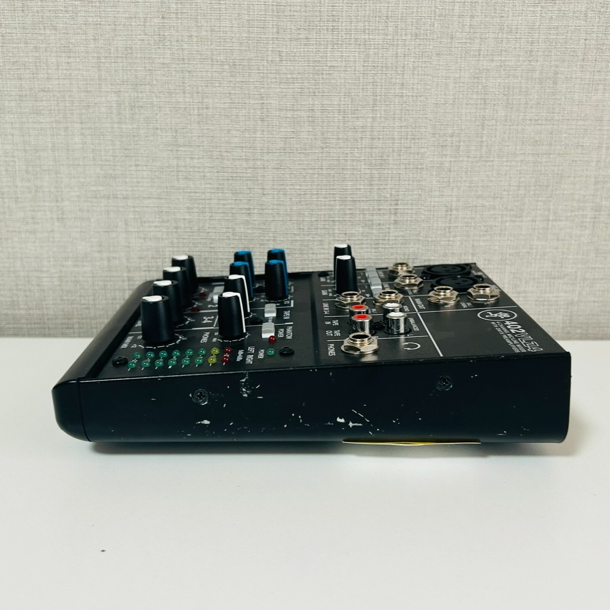 Mackie 402VLZ4 4-Channel Compact Mixer w/ Onyx Mic Preamps | eBay