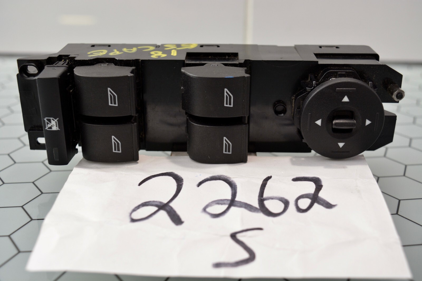 13 14 15 16 17 Escape Focus Master Window Switch Control Power DRIVER #2262-S 
