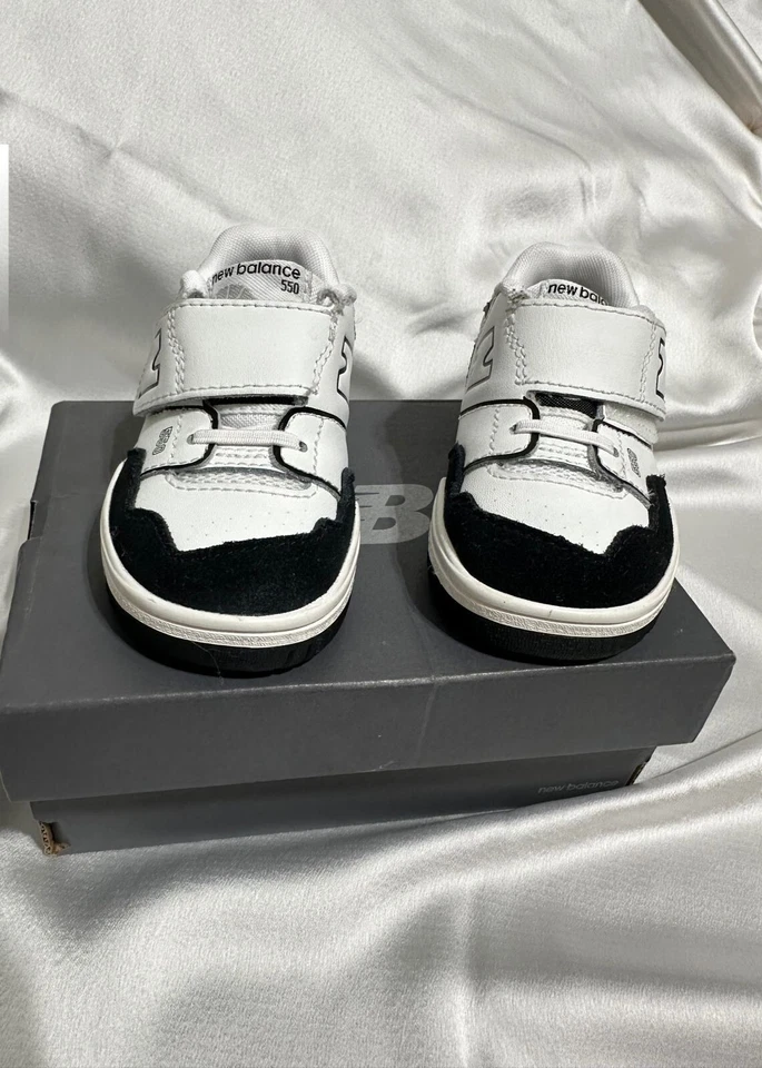 New Balance 550 Bungee Lace - Image 3 of 4