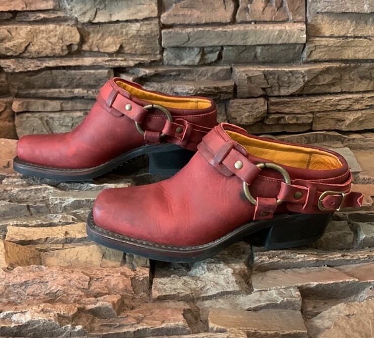 FRYE Leather Harness Clogs Mules Women Size 6M Western Biker