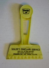 Vintage 1960's SINCLAIR OIL ICE SCRAPER  Seiler's Dealer Sturgeon Bay, Wisconsin