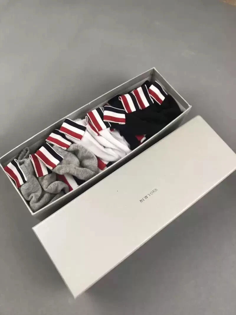 Calze Thom Browne per uomo e donna