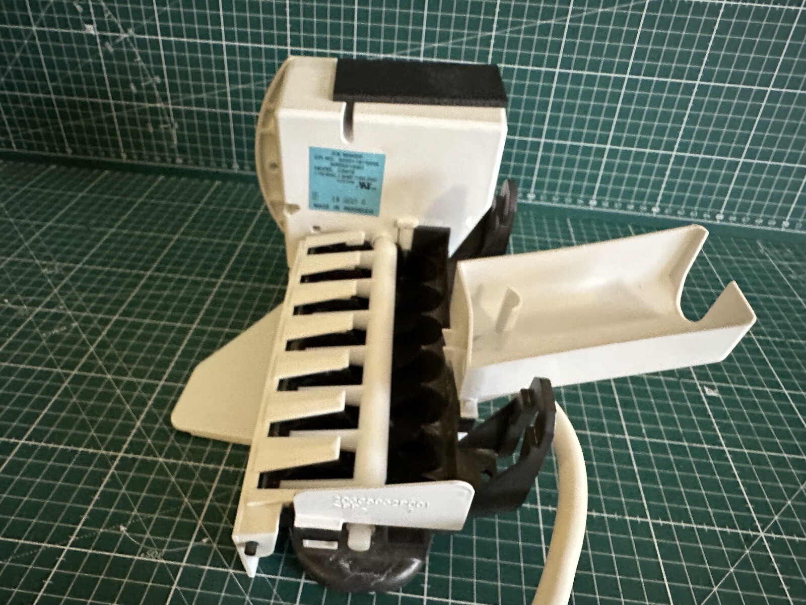 GE Refrigerator Ice Maker P WR30X10061 WR30X10044 eBay