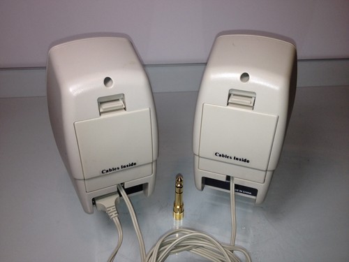 Labtec LCS-150 Stereo Computer Speakers (Bass Boost)(China) - Zdjęcie 5 z 9