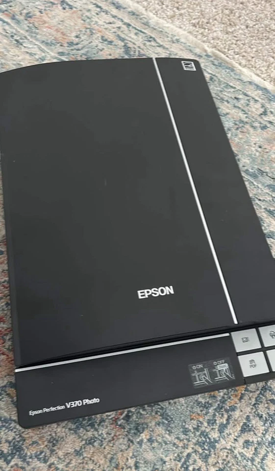 Epson Perfection V370 Photo, Slide & Film Scanner - Image 3 of 3